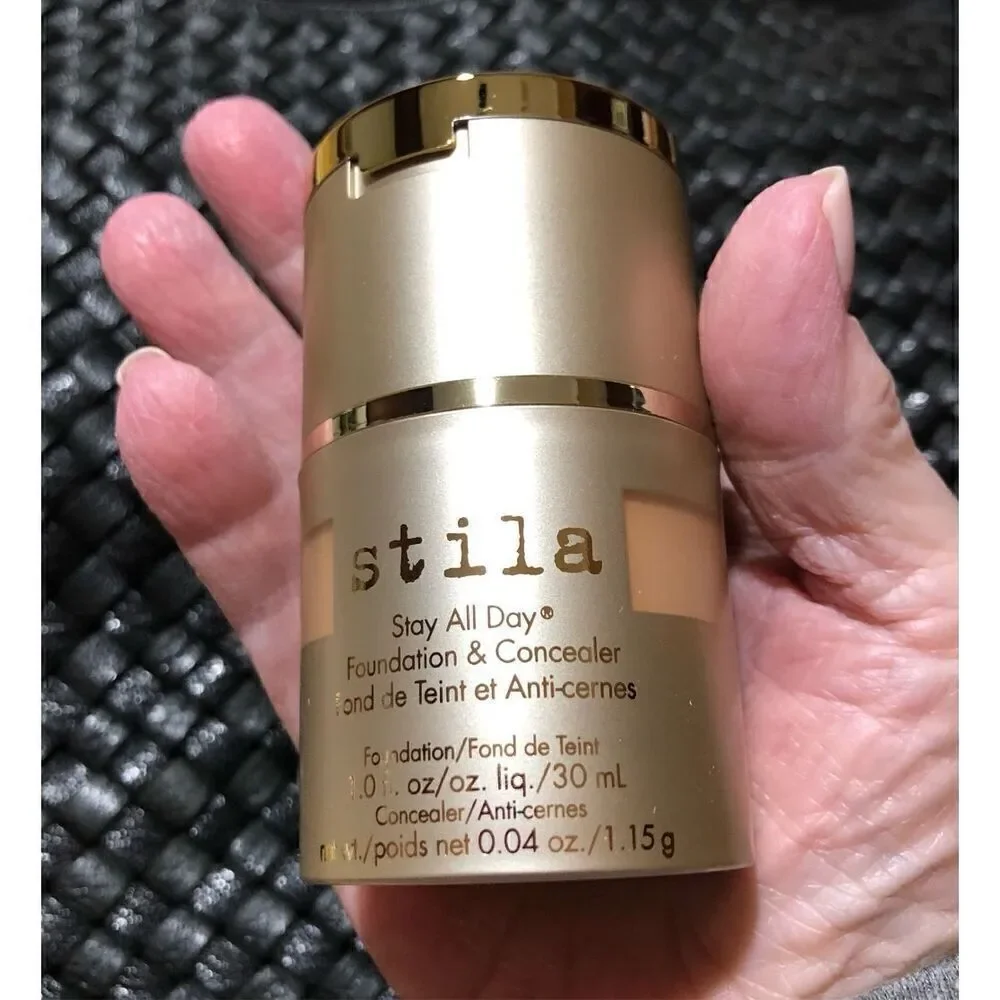 STILA - NWT - Stay All Day Foundation and Concealer. Golden 10